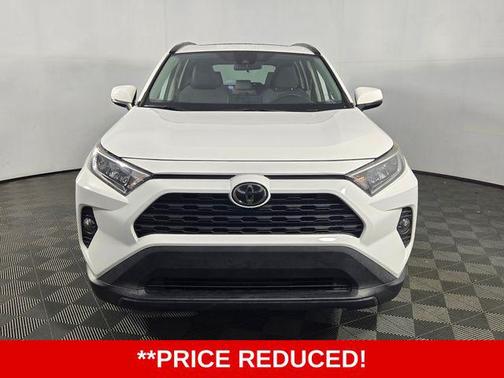 Super White 2021 Toyota RAV4 XLE