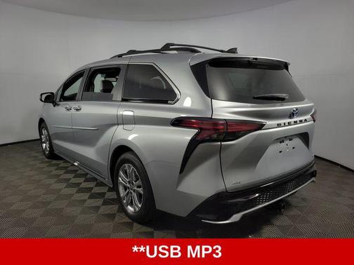 Celestial Silver Metallic 2023 Toyota Sienna XSE 7 Passenger