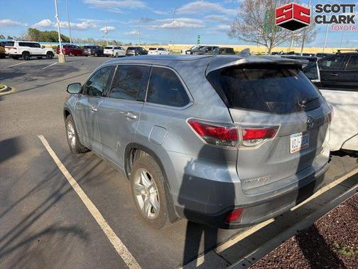 2016 Toyota Highlander Limited