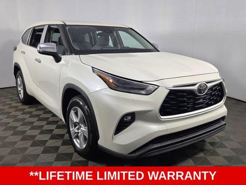 2021 Toyota Highlander LE