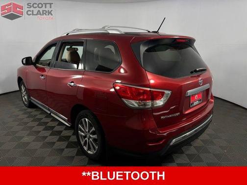 2015 Nissan Pathfinder SL