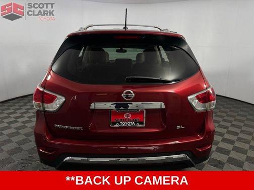 2015 Nissan Pathfinder SL