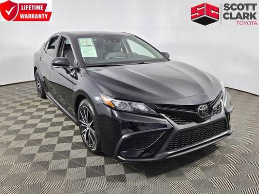 Midnight Black Metallic 2024 Toyota Camry SE