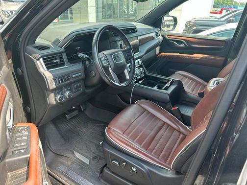 Onyx Black 2023 GMC Yukon XL Denali Ultimate