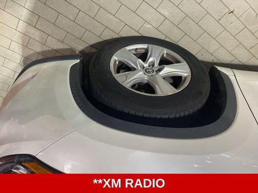 2020 Toyota Highlander L