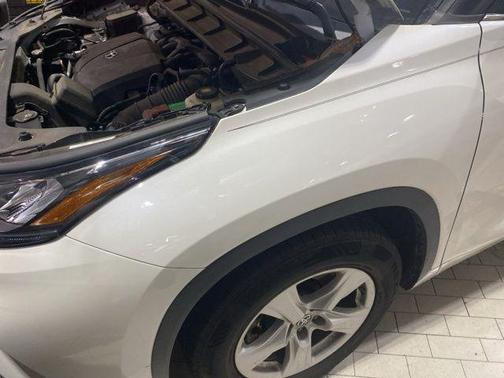 2020 Toyota Highlander L