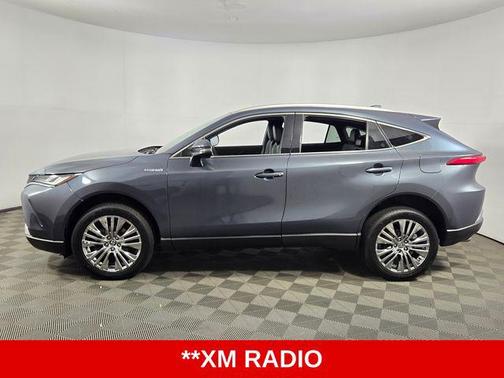 Coastal Gray Metallic 2021 Toyota Venza XLE