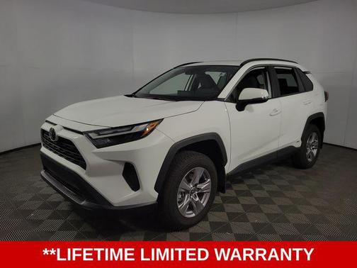 2025 Toyota RAV4 Hybrid XLE