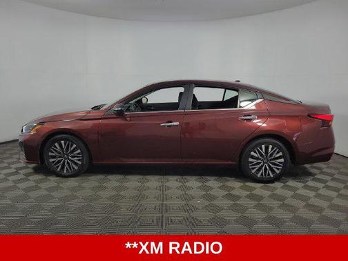 Garnet Pearl 2025 Nissan Altima 2.5 SV