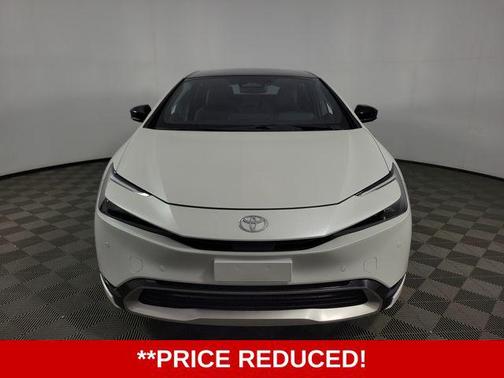 Pearl 2025 Toyota Prius Plug-In Hybrid XSE Premium
