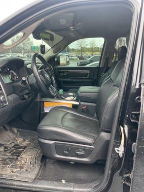 2018 RAM 3500 Laramie Crew Cab 4x4 8' Box