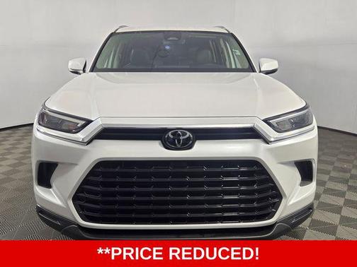 2024 Toyota Grand Highlander Hybrid XLE