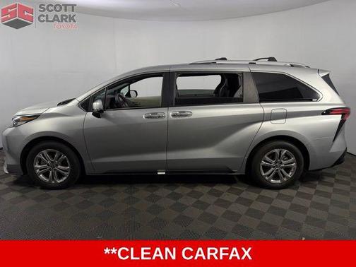 2023 Toyota Sienna Platinum 7 Passenger