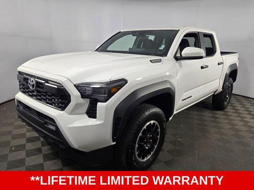 2025 Toyota Tacoma Hybrid TRD Off Road
