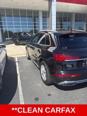 Mythos Black Metallic 2022 Audi Q5 45 S line Premium