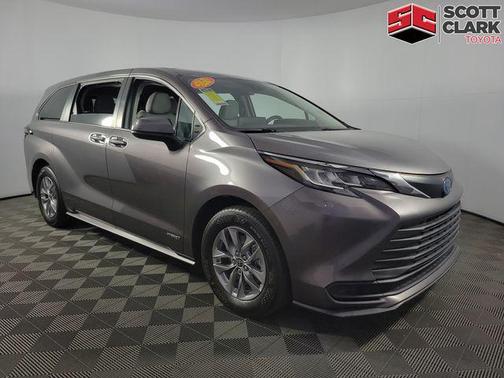 Predawn Gray Mica 2021 Toyota Sienna LE