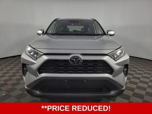 Silver Sky Metallic 2019 Toyota RAV4 XLE Premium