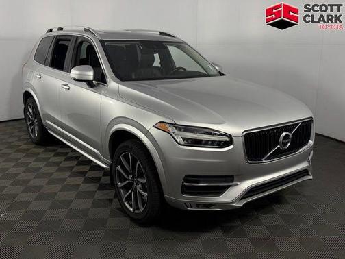 2019 Volvo XC90 T6 Momentum