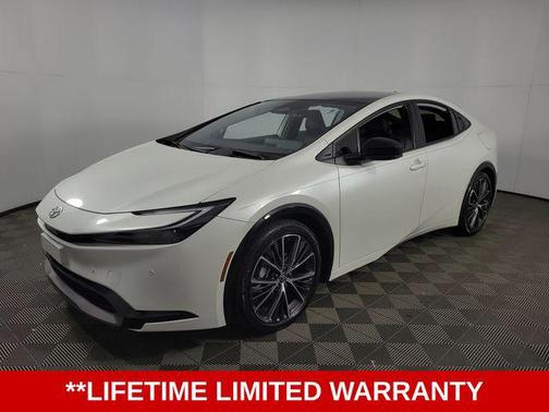 2024 Toyota Prius XLE