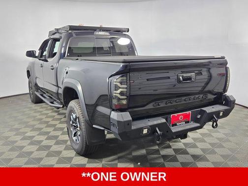 Midnight Black Metallic 2022 Toyota Tacoma TRD Off Road