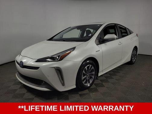 2022 Toyota Prius XLE