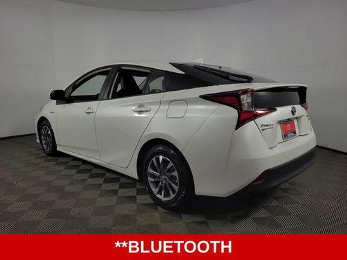 2022 Toyota Prius XLE