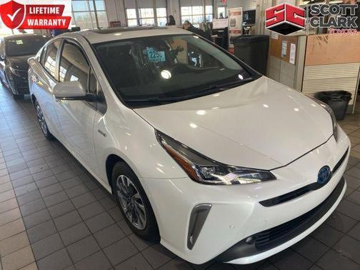 2022 Toyota Prius XLE