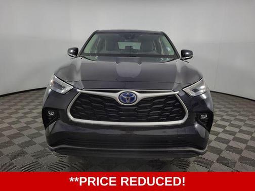 2023 Toyota Highlander Hybrid LE
