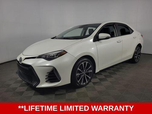 Select 2017 Toyota Corolla SE