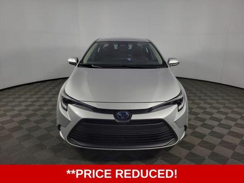 2024 Toyota Corolla Hybrid SE