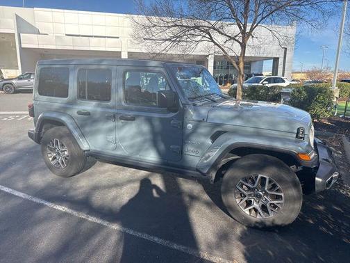 2024 Jeep Wrangler 4-Door Sahara 4x4