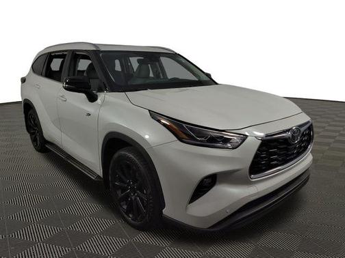 2025 Toyota Highlander Limited