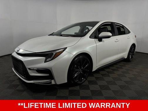 2025 Toyota Corolla Hybrid SE