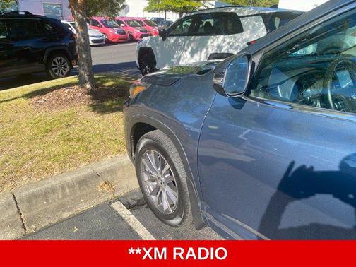 Shoreline Mist 2017 Toyota Highlander XLE