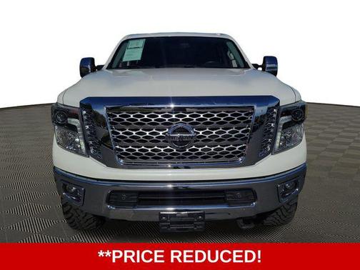 2017 Nissan Titan XD SL