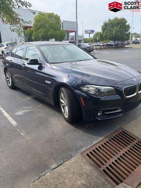 Imperial Blue Metallic 2015 BMW 528 528i