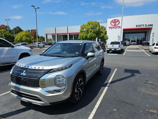 2023 Mitsubishi Outlander SE 2.5 2WD