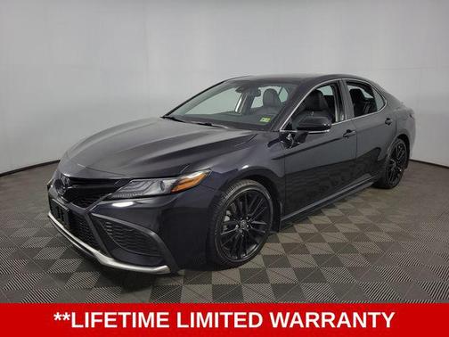 Midnight Black Metallic 2022 Toyota Camry XSE