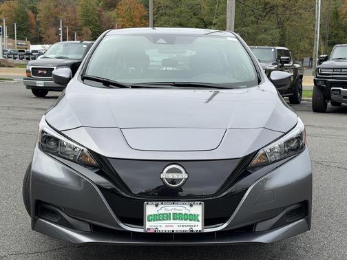 2025 Nissan Leaf S