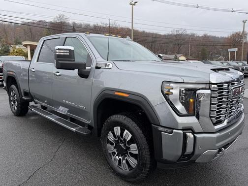 2024 GMC Sierra 2500 Denali