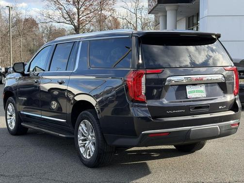 2023 GMC Yukon XL SLT