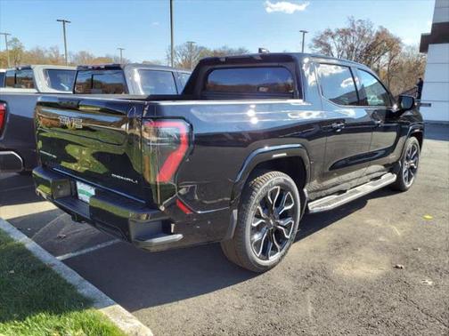 2025 GMC Sierra EV Max Range Denali