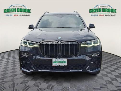 2022 BMW X7 M50i