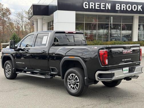 2025 GMC Sierra 2500 SLE