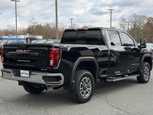 2025 GMC Sierra 2500 SLE