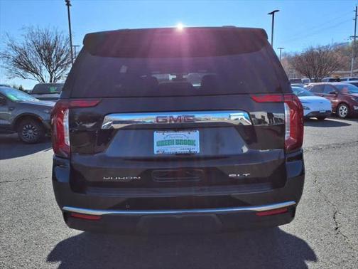 2022 GMC Yukon SLT