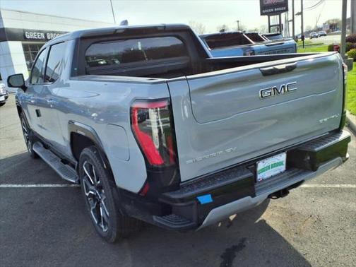 2025 GMC Sierra EV Extended Range Denali
