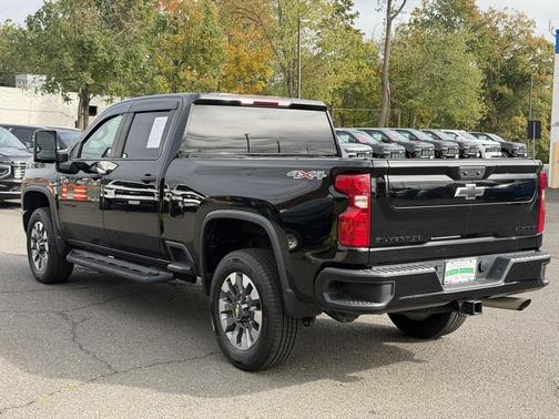 2022 Chevrolet Silverado 2500 Custom