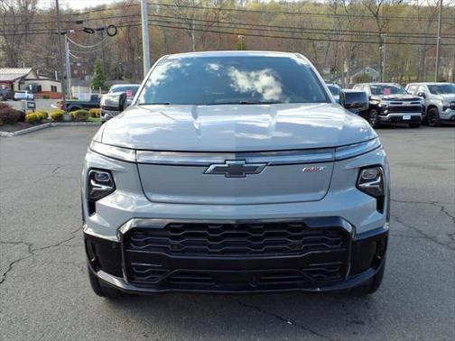 2025 Chevrolet Silverado EV RST