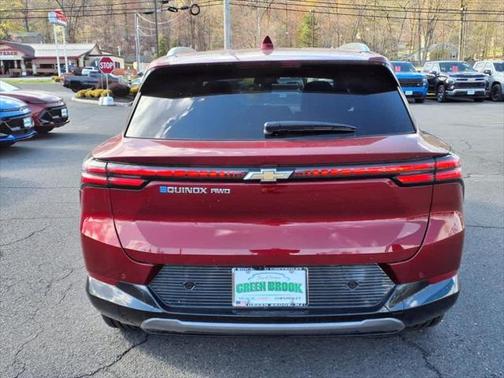2025 Chevrolet Equinox EV LT